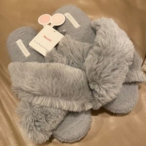 Brand New Women’s Slippers